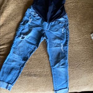 Distressed Maternity jeans